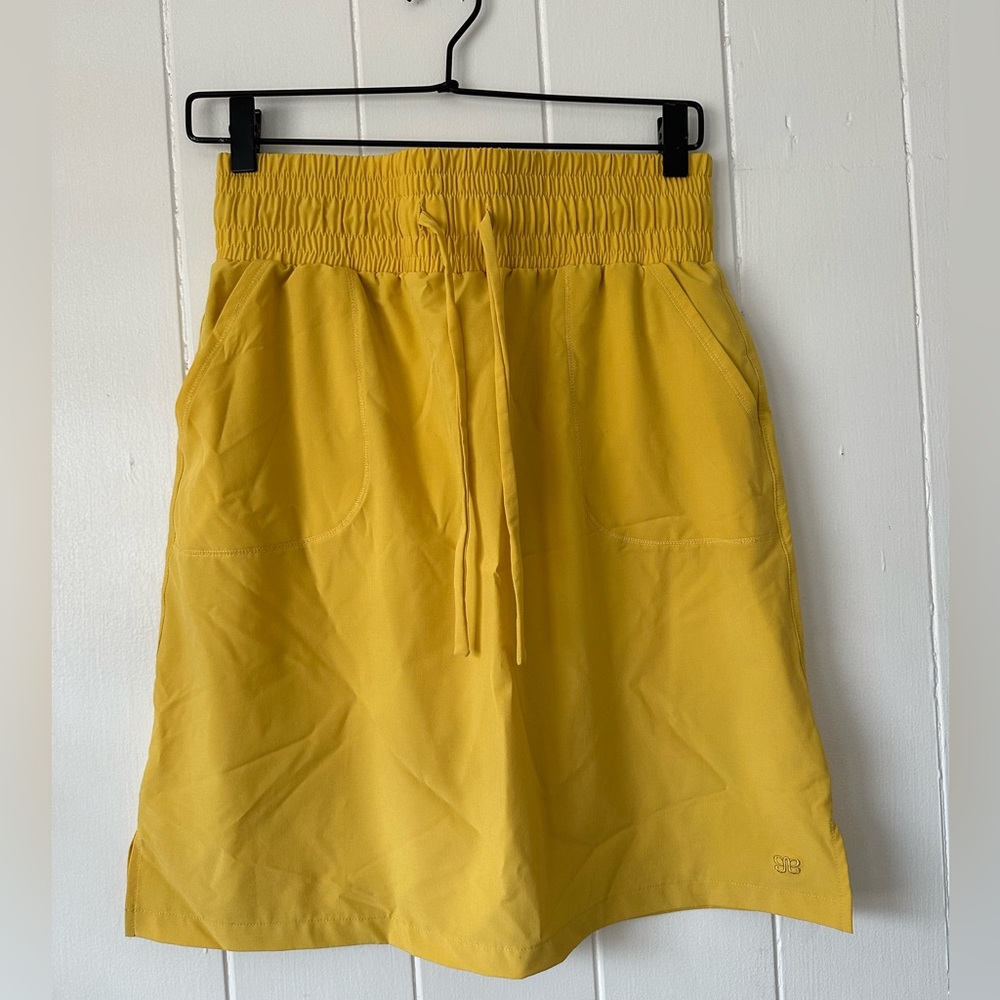 Albion Fit Yellow Midi Drawstring Skirt Size Small